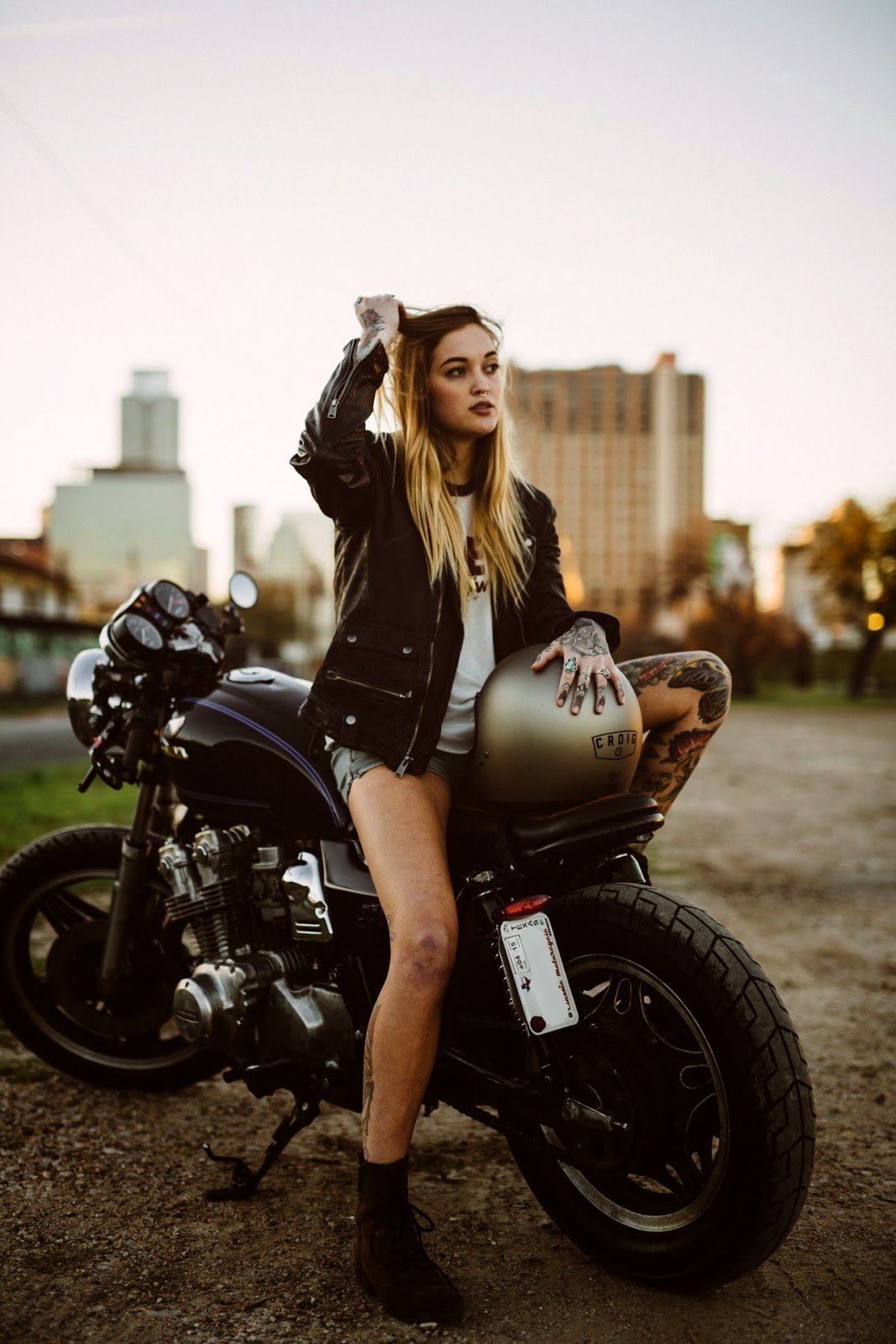Beautiful girls and bikes in Sorokaba