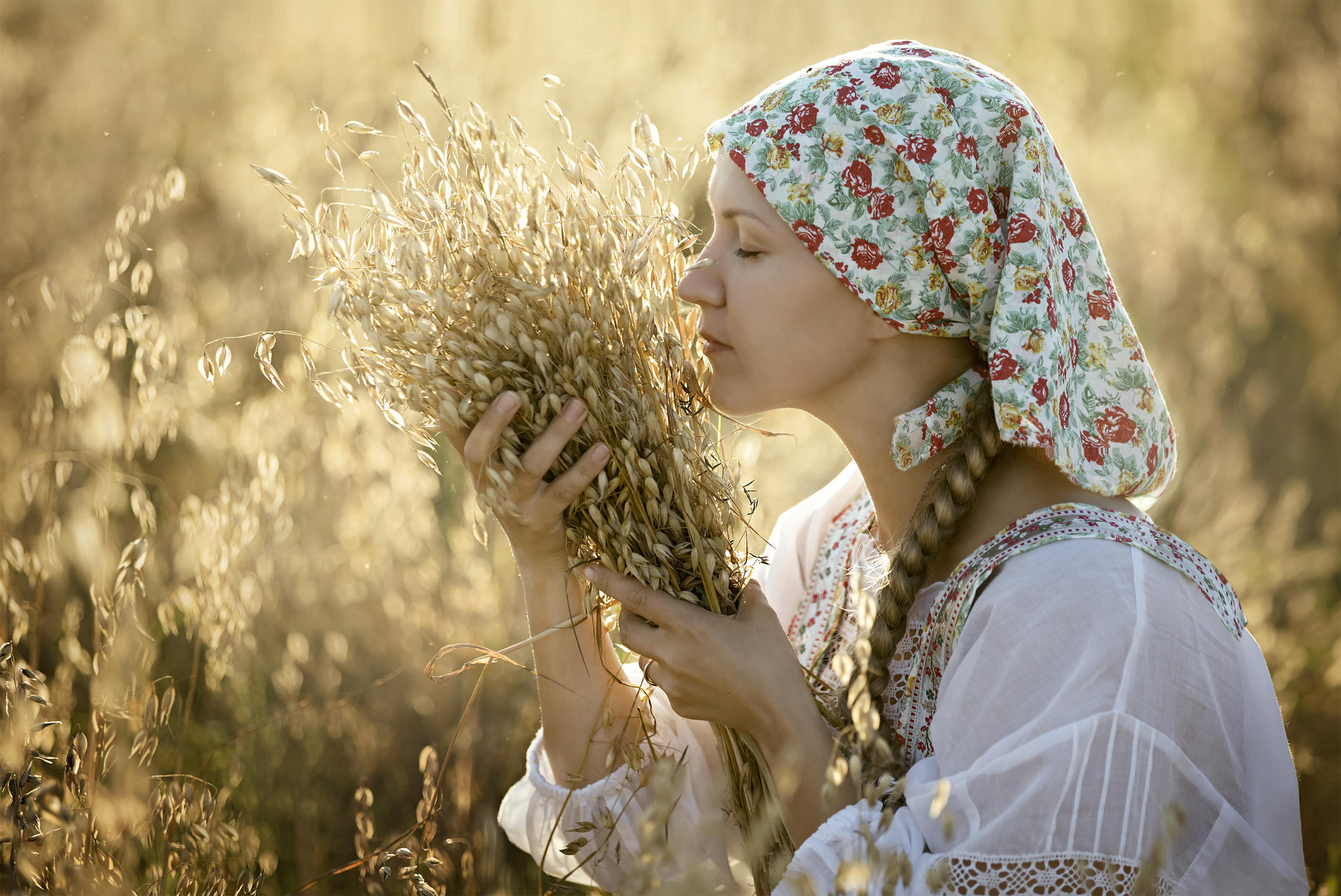 Photo Women in Slavic costumes in Sorokaba